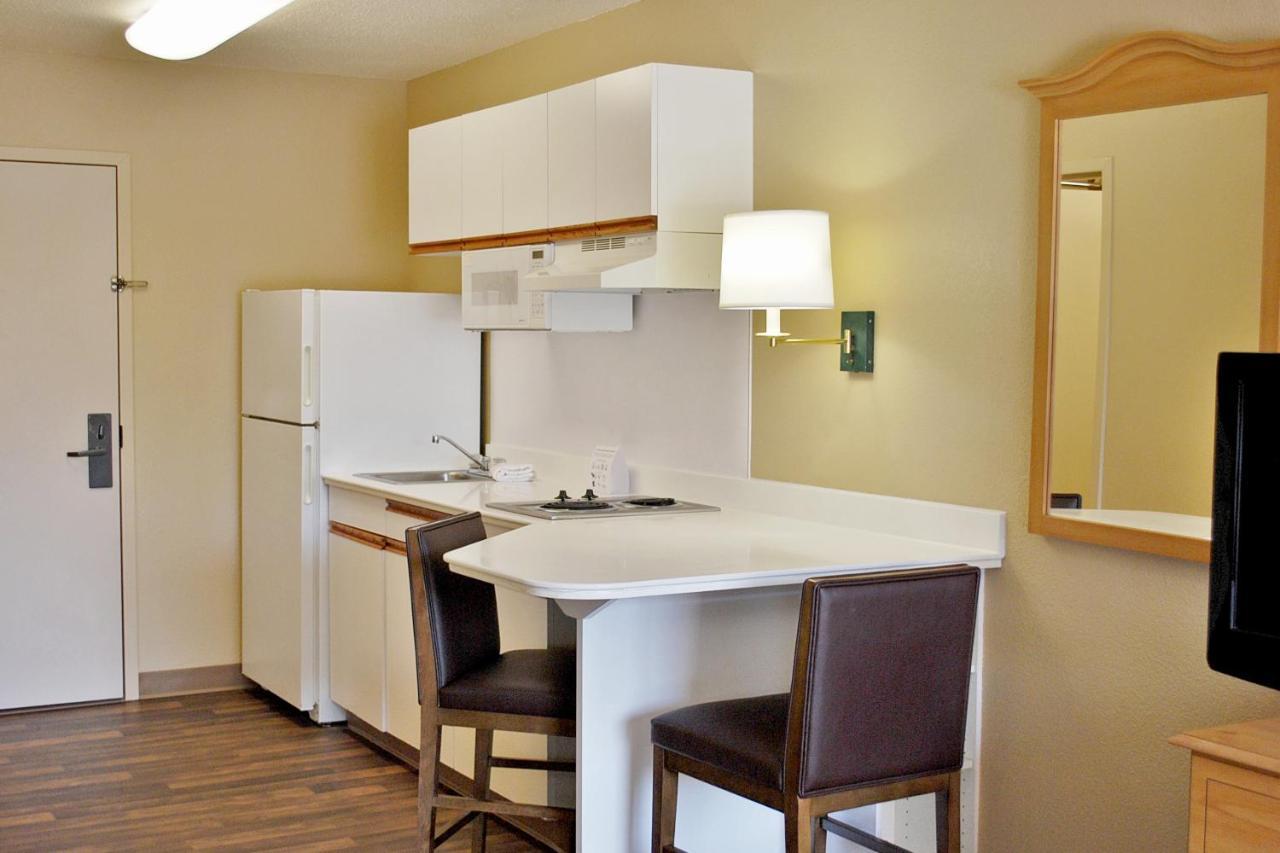Extended Stay America Suites - Kansas City - Country Club Plaza Exterior foto